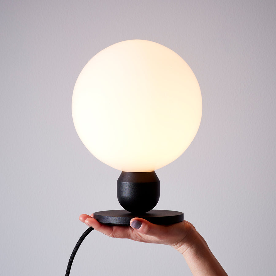 Lampe à poser Atom