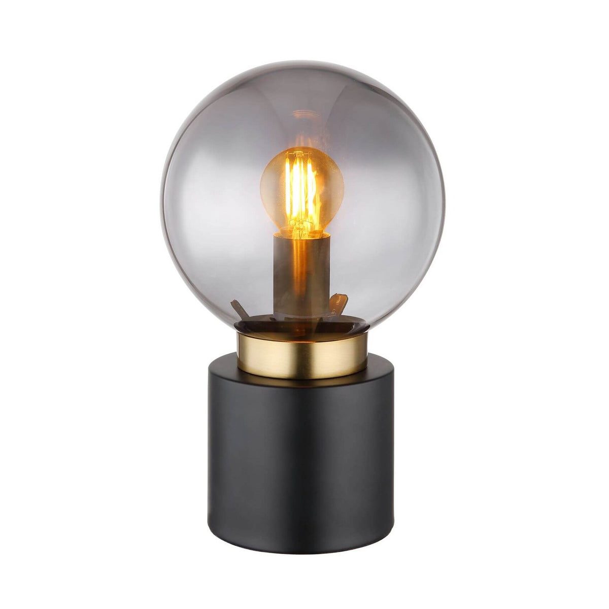 Lampe à poser noire à abat-jour sphérique en verre fumé, ampoule Edison allumée.