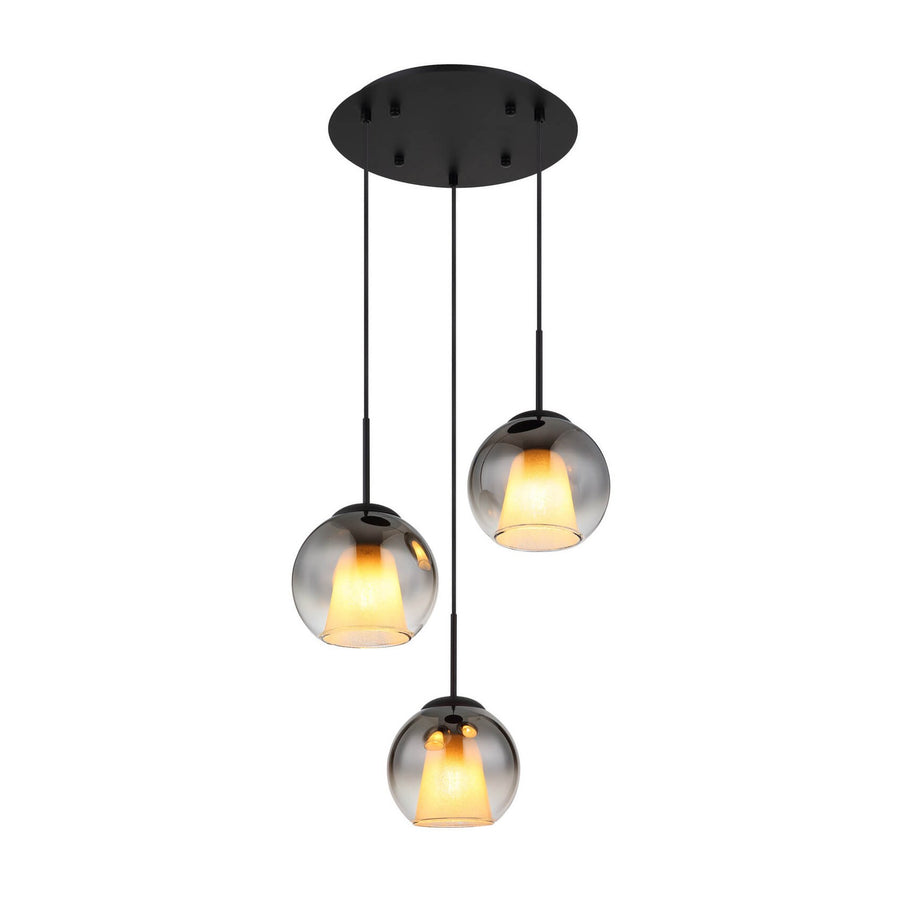 Suspension noire avec trois globes en verre fumé et diffuseurs coniques allumés sur fond blanc.
