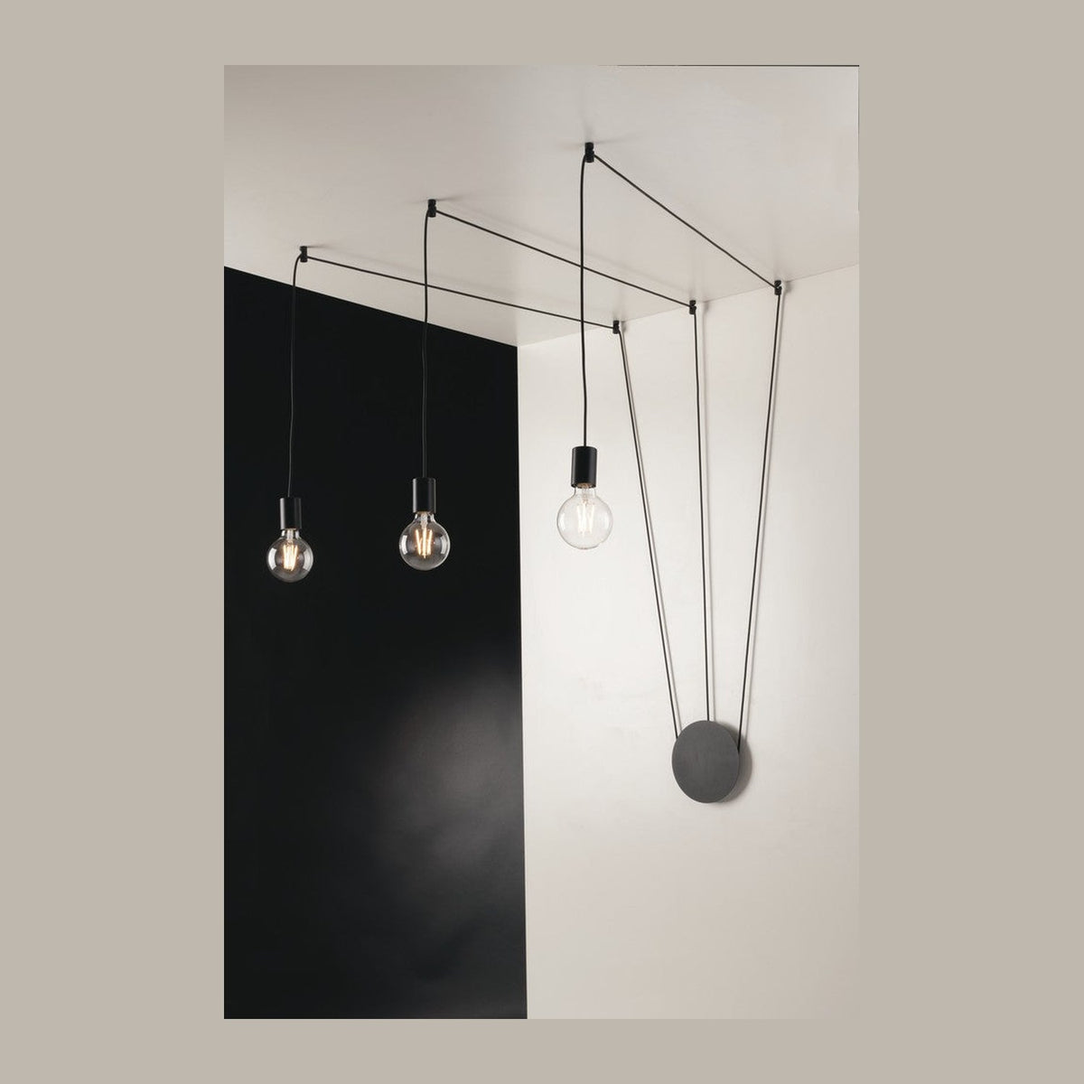 Plafonnier Habitat noir (I-HABITAT-PL3-NER)