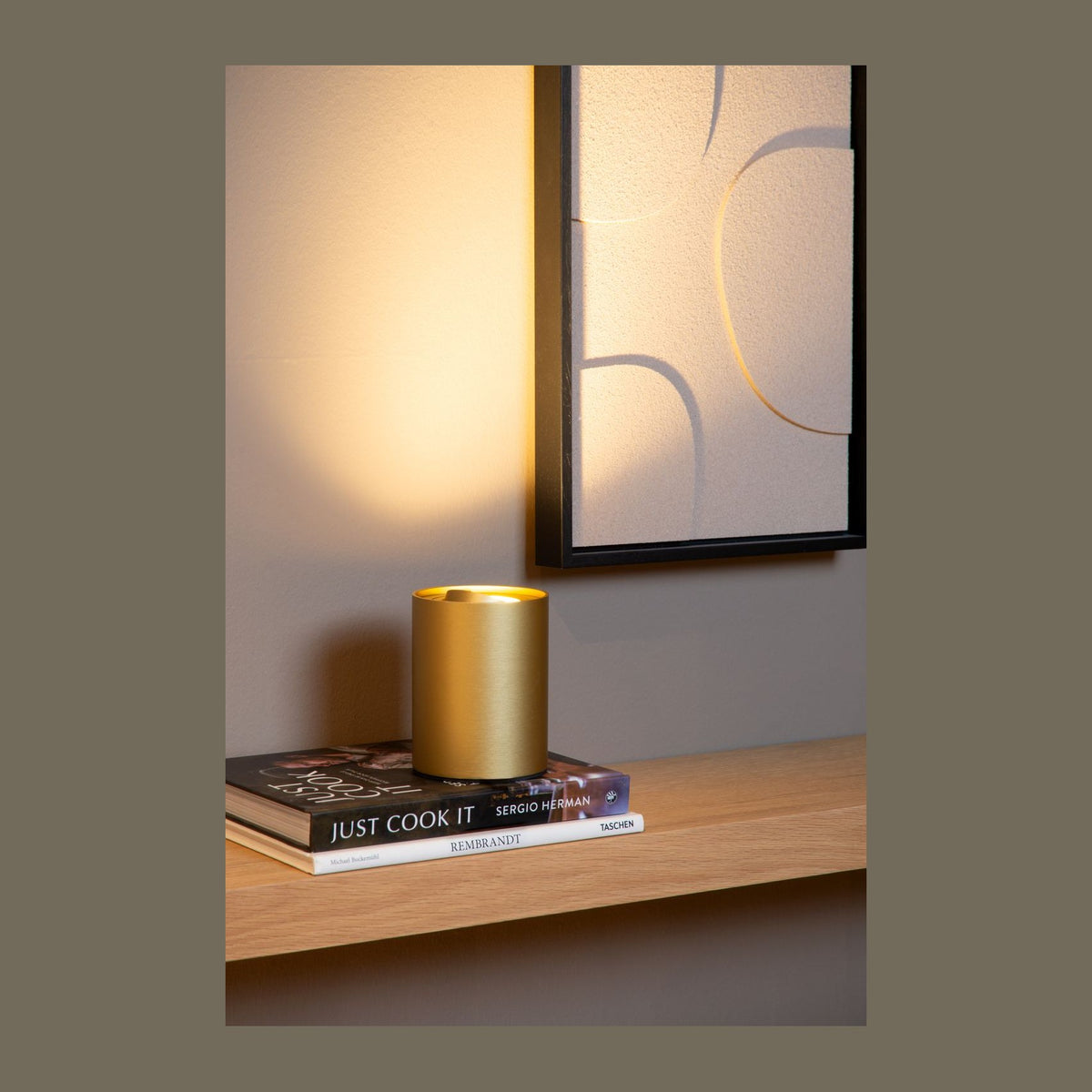 Lampe à poser Tube dorée mat