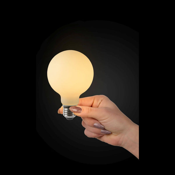 Ampoule LED E27 globe à filament opale, 5 W | Lucide