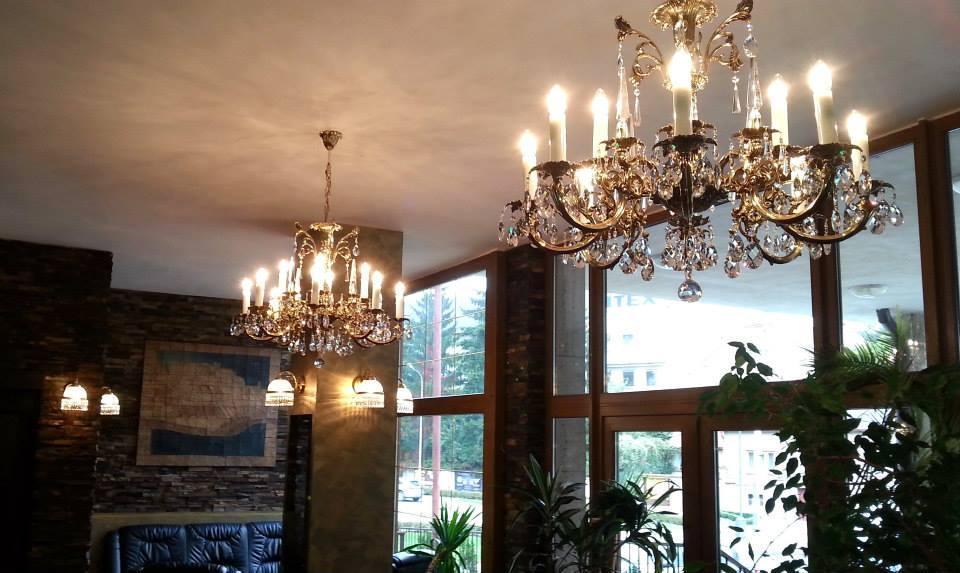 L360CLN brass chandelier