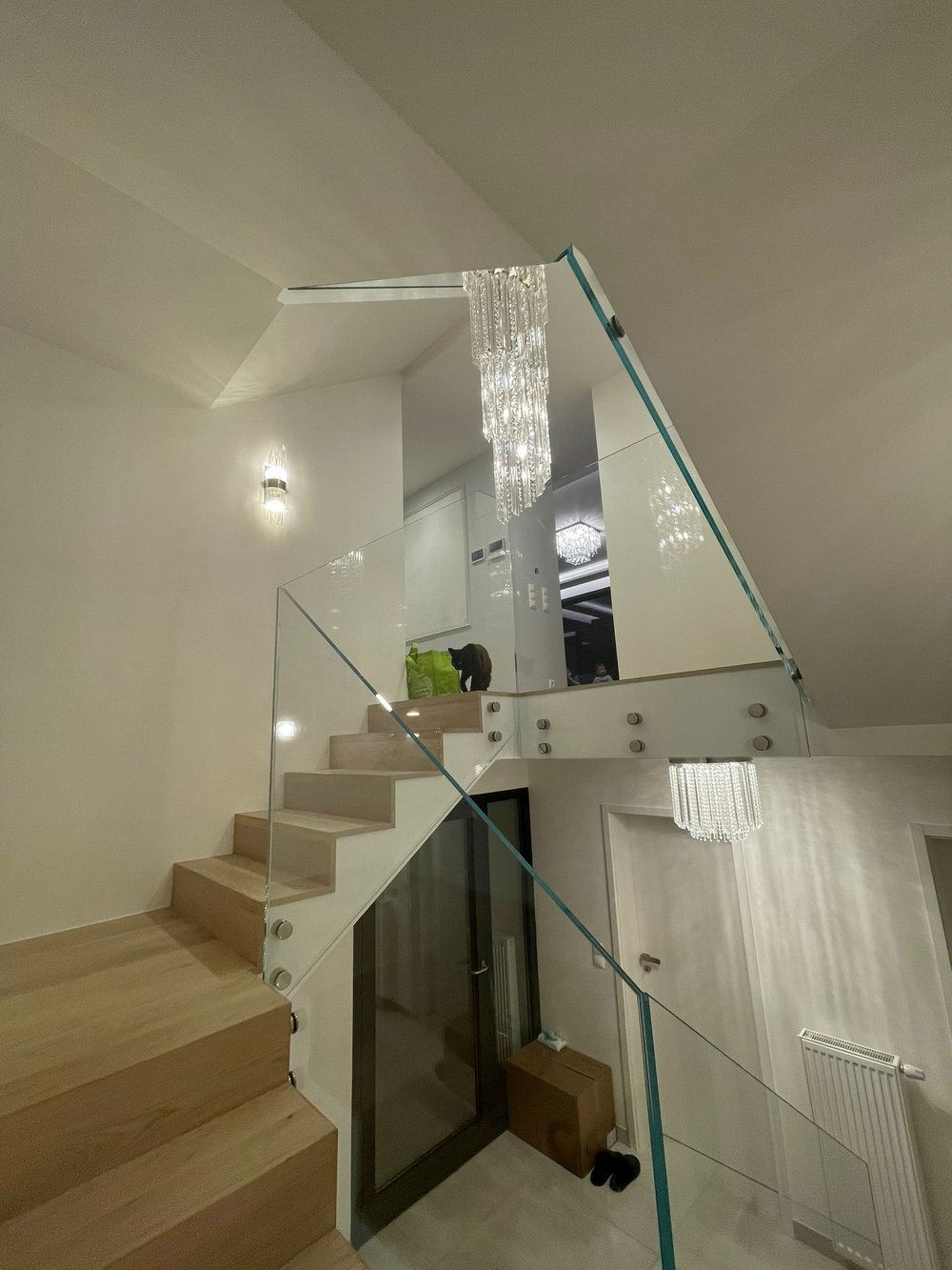 Spiral crystal pendant light