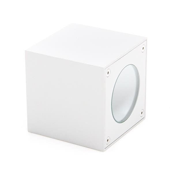 Vue en trois quarts du boîtier cubique blanc et de son hublot rond.