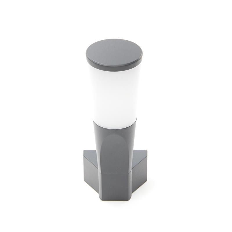 Vue frontale de l’applique extérieure grise avec diffuseur blanc et socle mural.