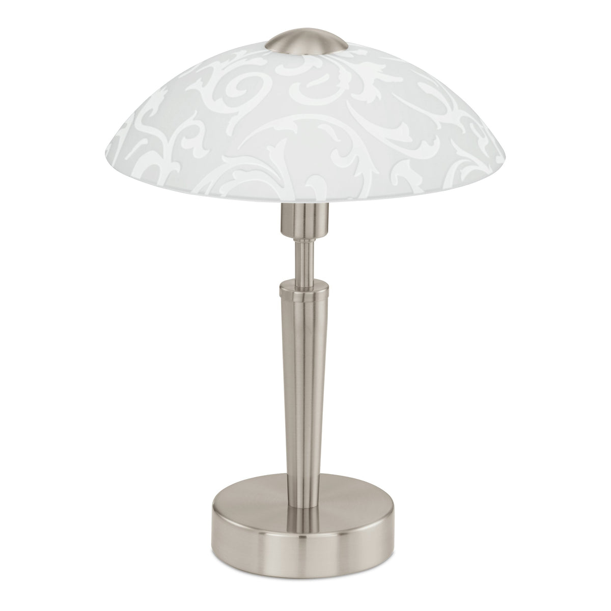 Second angle du produit sur fond blanc, abat-jour dôme et pied métallique nickel.