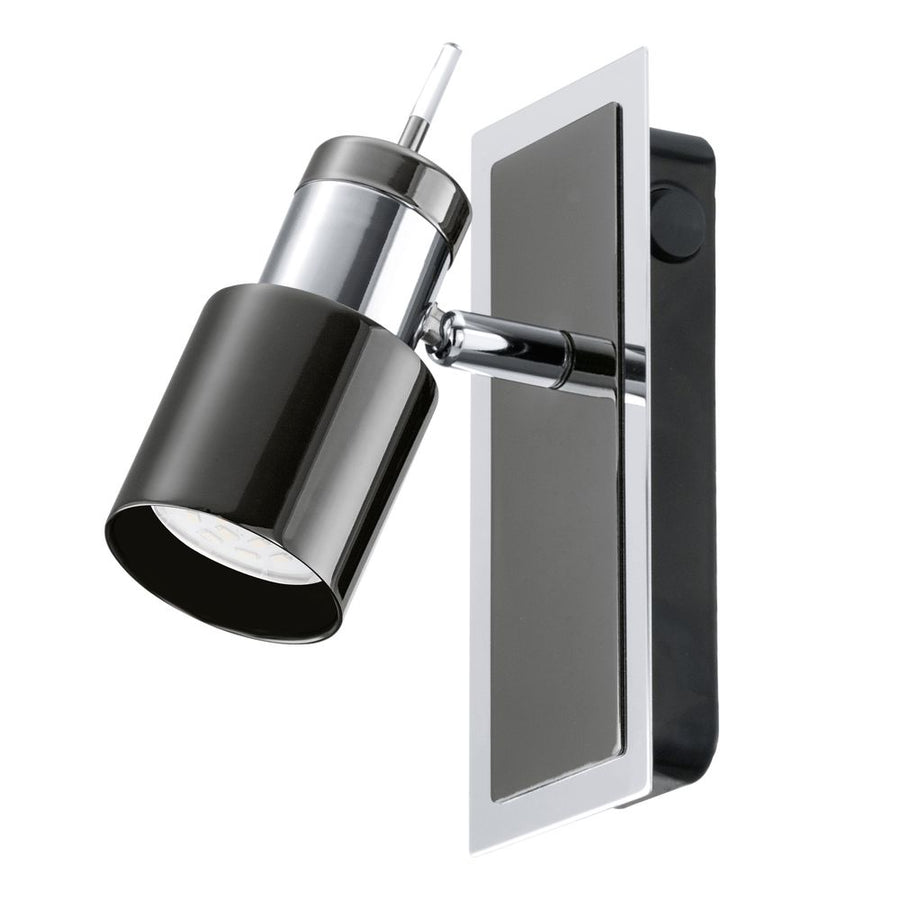 Spot mural orientable en chrome et noir, vue de face sur fond blanc