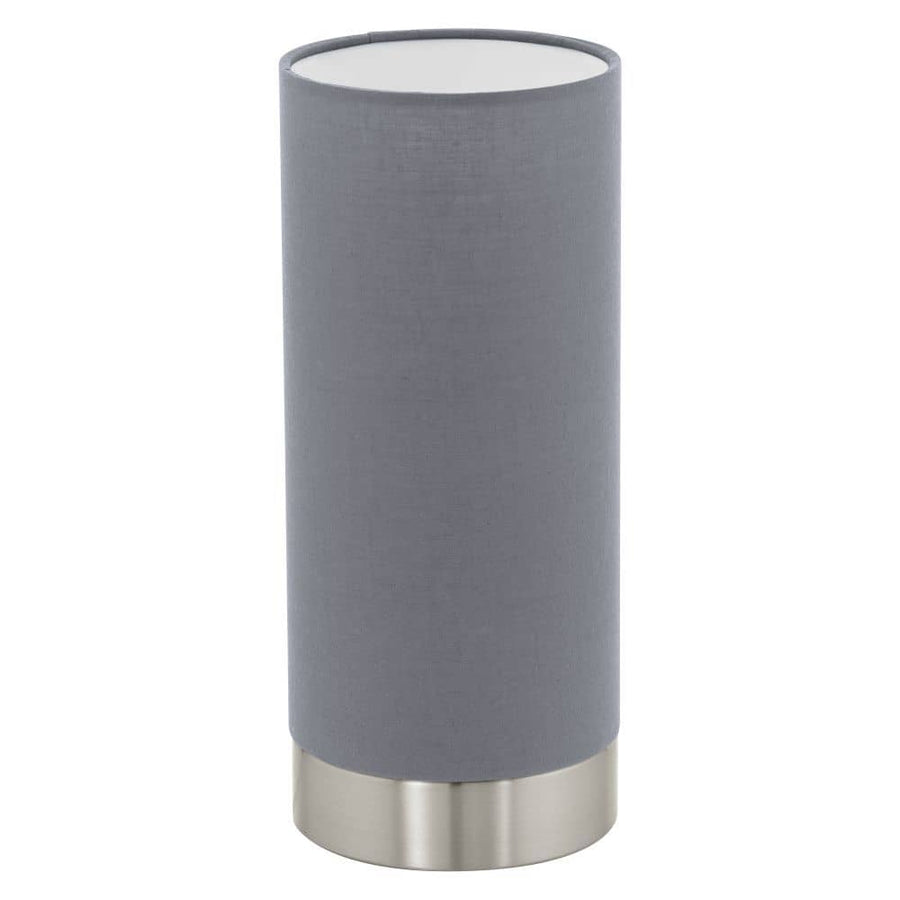 Vue de face d'une lampe à poser cylindrique grise avec base métal brossé