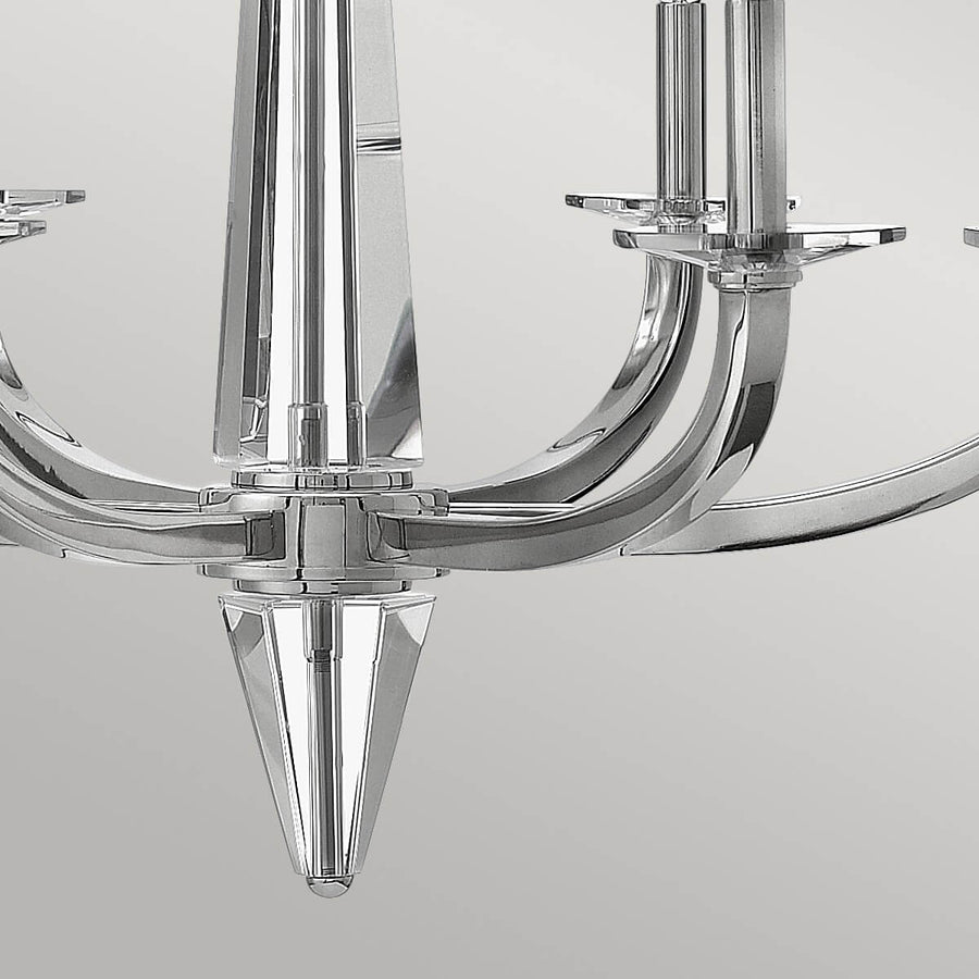 Détail du bas de la colonne centrale avec pointe en cristal taillé