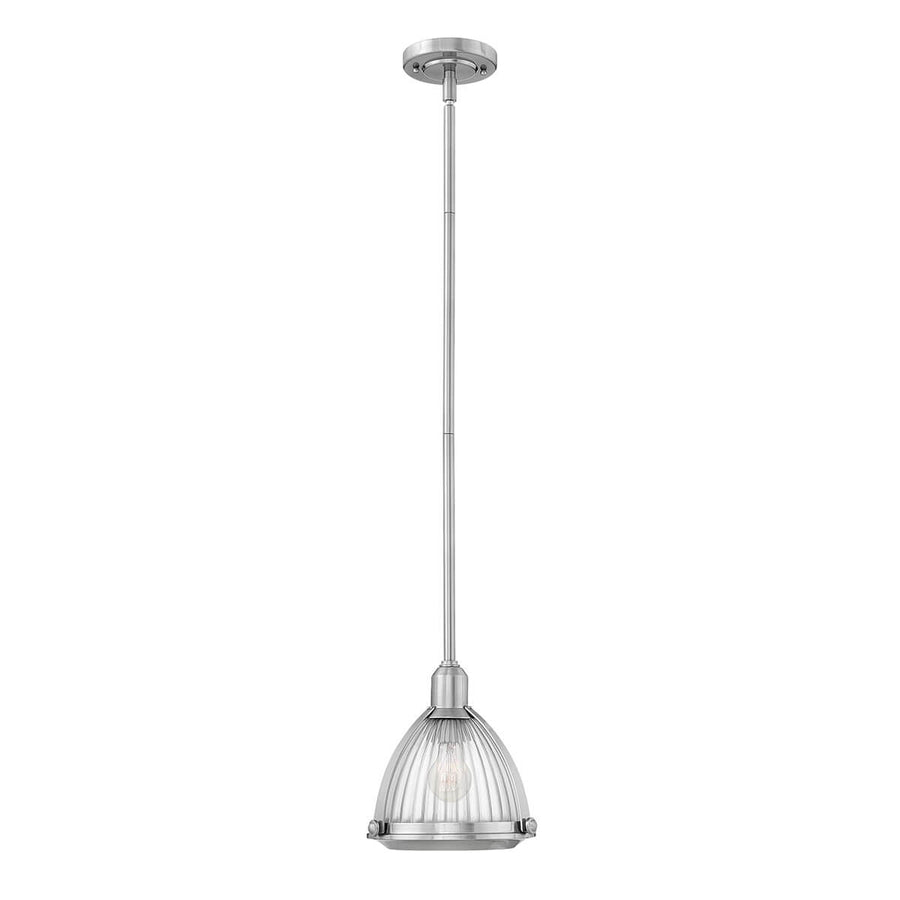 Suspension complète avec tige métallique et abat-jour en verre strié transparent.
