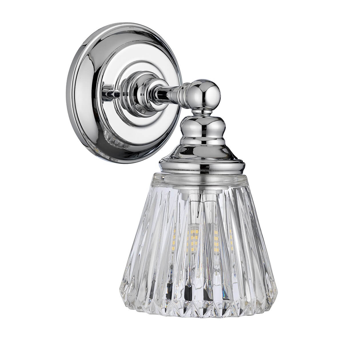 Autre angle du luminaire, ampoule allumée visible à travers le verre facetté
