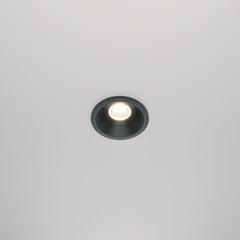 Black spotlight zoom