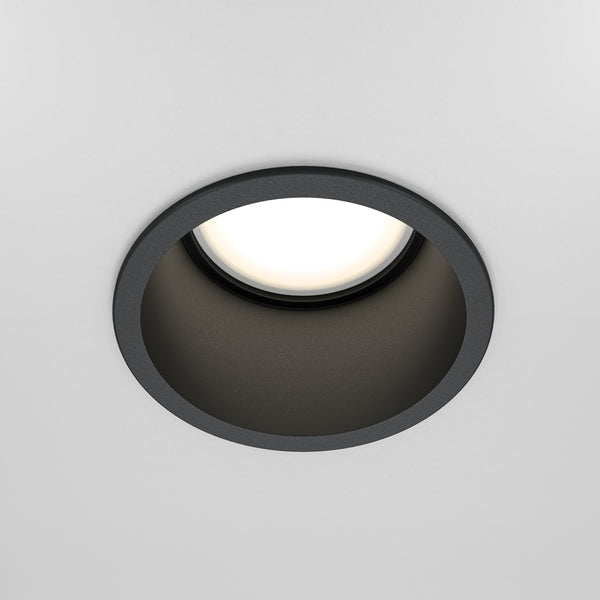 Black Reif Spot