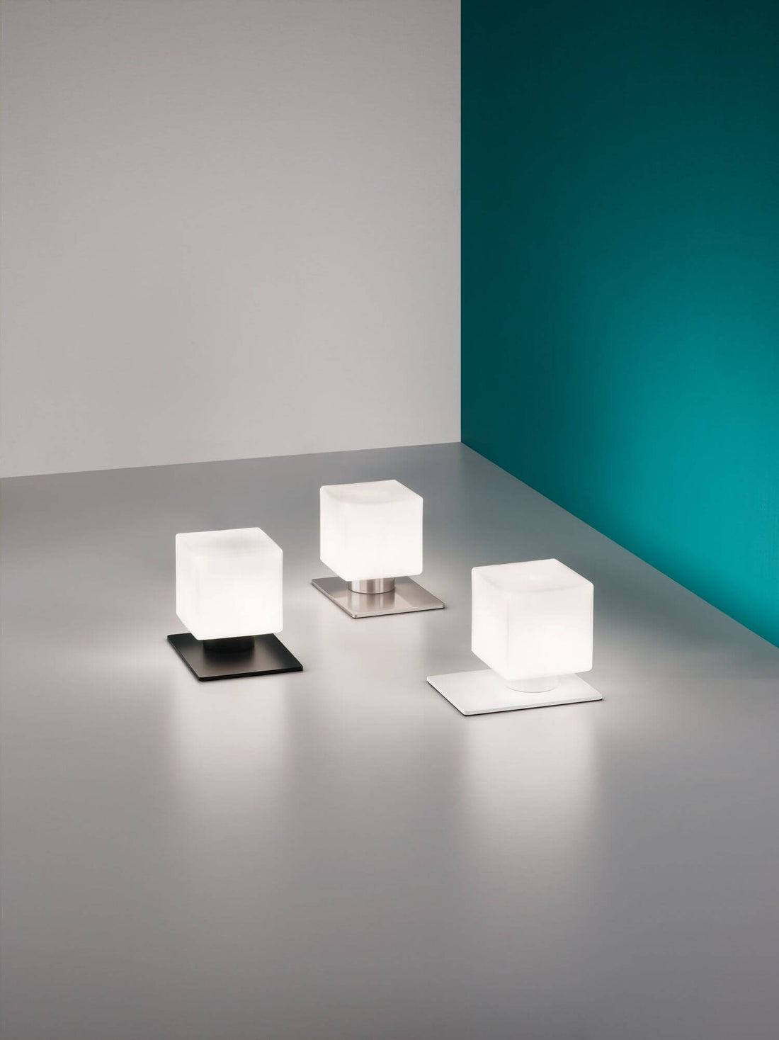 Lampe de chevet | Zara Chromée