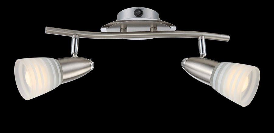 Vue de trois quarts sur fond noir du luminaire et de ses deux têtes orientables.