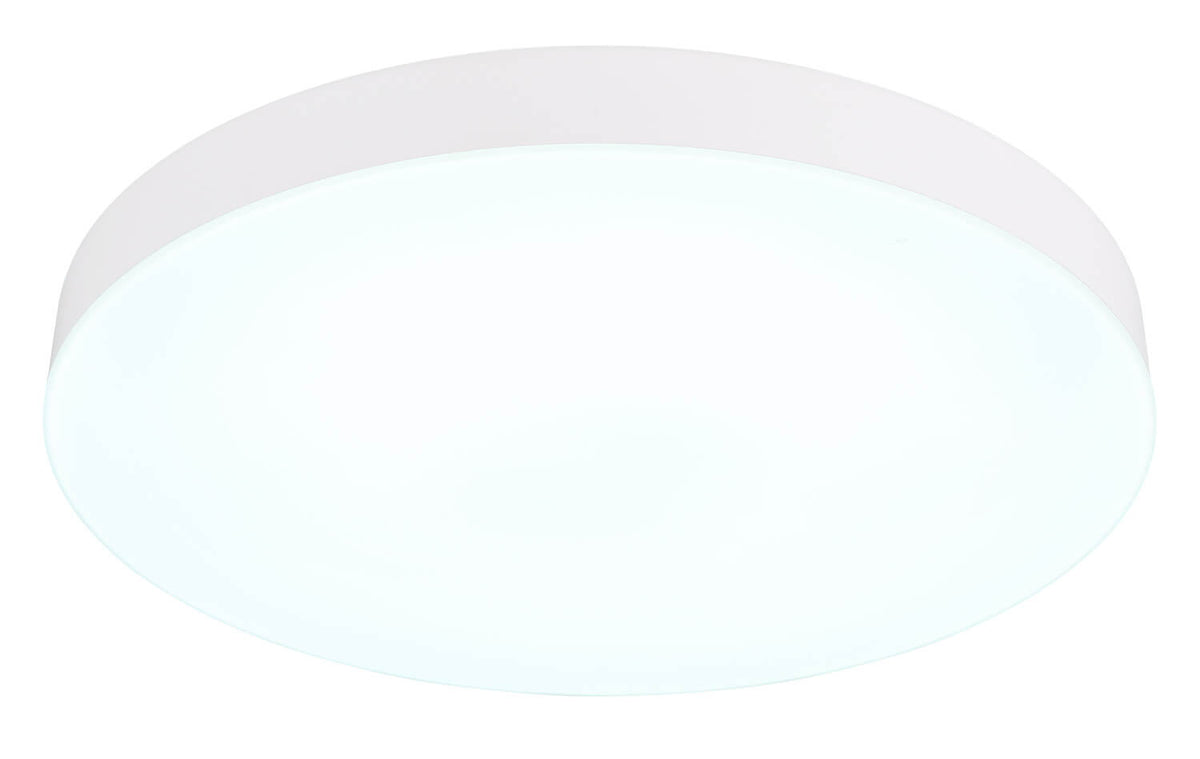 Détail du plafonnier allumé, lumière blanche froide sous le diffuseur