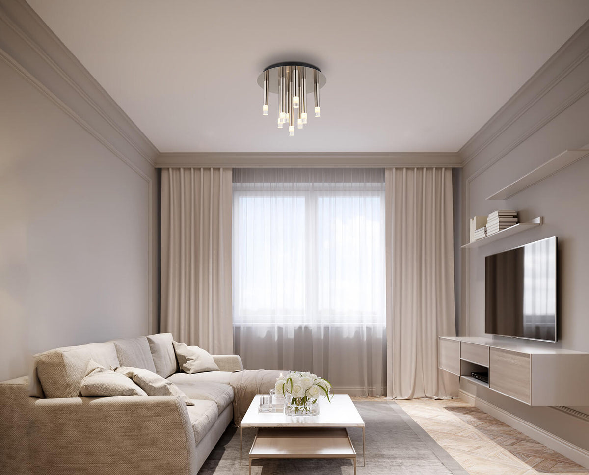 Mise en ambiance dans un salon contemporain, plafonnier allumé au plafond.