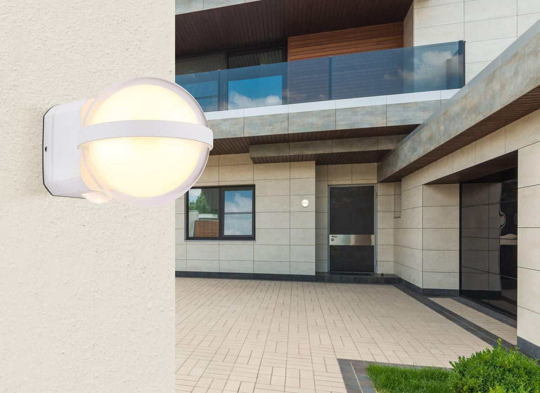 Luminaire extérieur Illi blanc mat et aluminium, L 13 cm