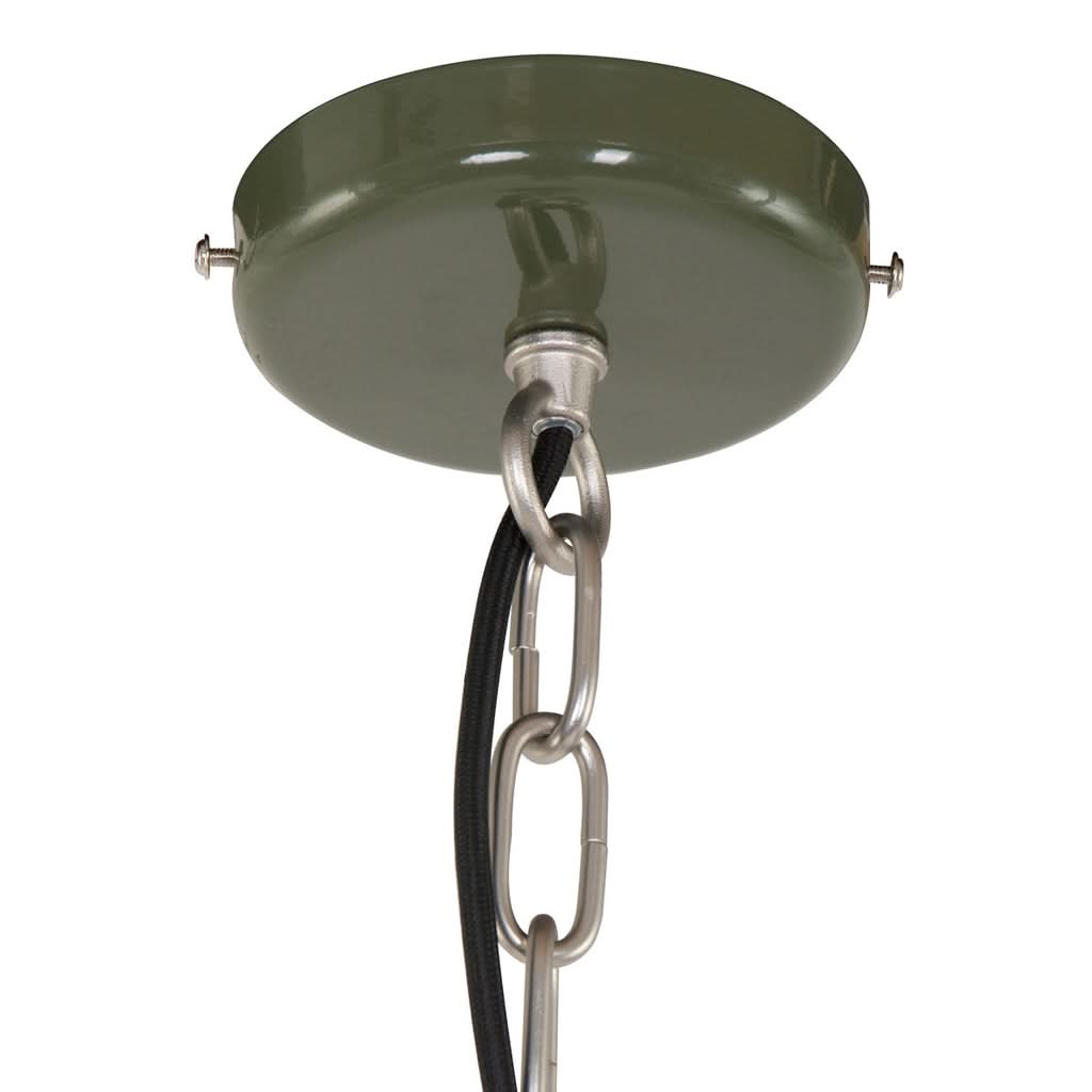 Détail de la rosace ronde verte fixée au plafond avec vis apparentes