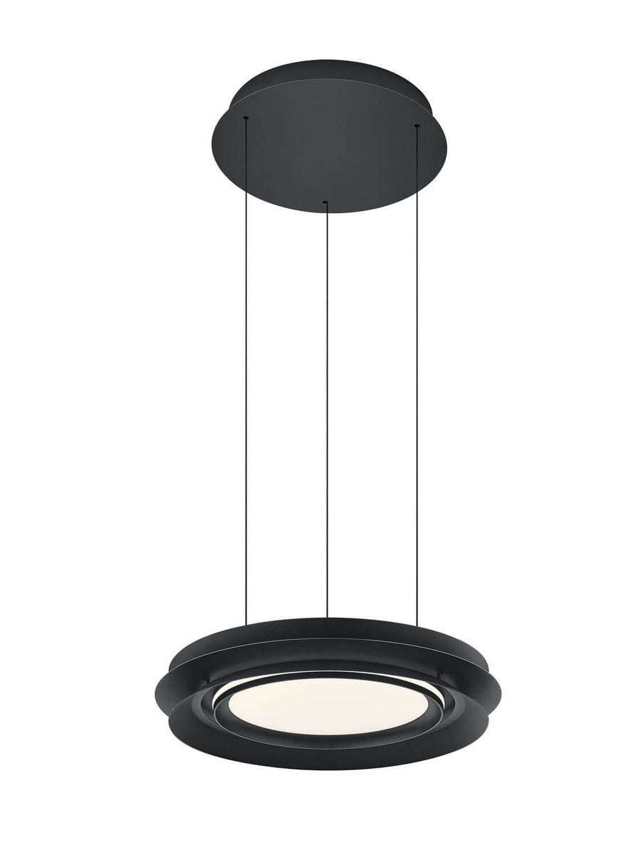 Vue trois-quarts du luminaire suspendu avec rosace au plafond et câbles fins