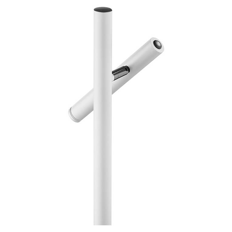 Détail du raccord entre le tube vertical et la tête orientable noire