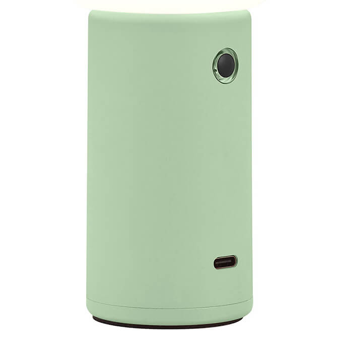 Détail du socle vert avec bouton poussoir et prise USB-C sur la face arrière