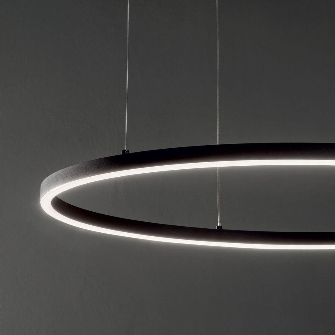 Suspension Oracle Slim noire, Ø 70 cm (229515)