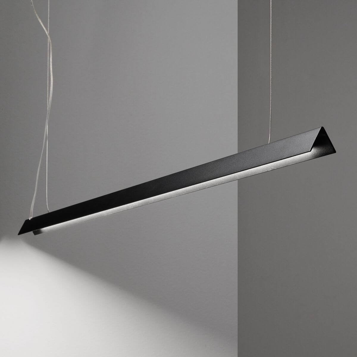 Suspension V-line noire