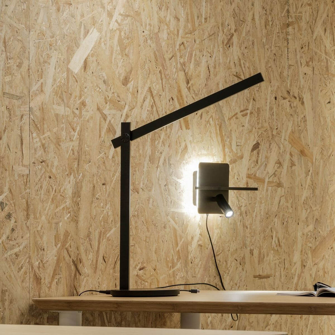 Lampe à poser Pivot noire