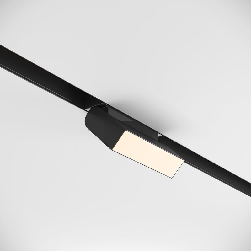 Black base, red spot