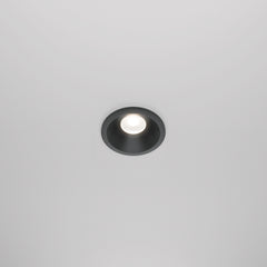 Black spotlight zoom