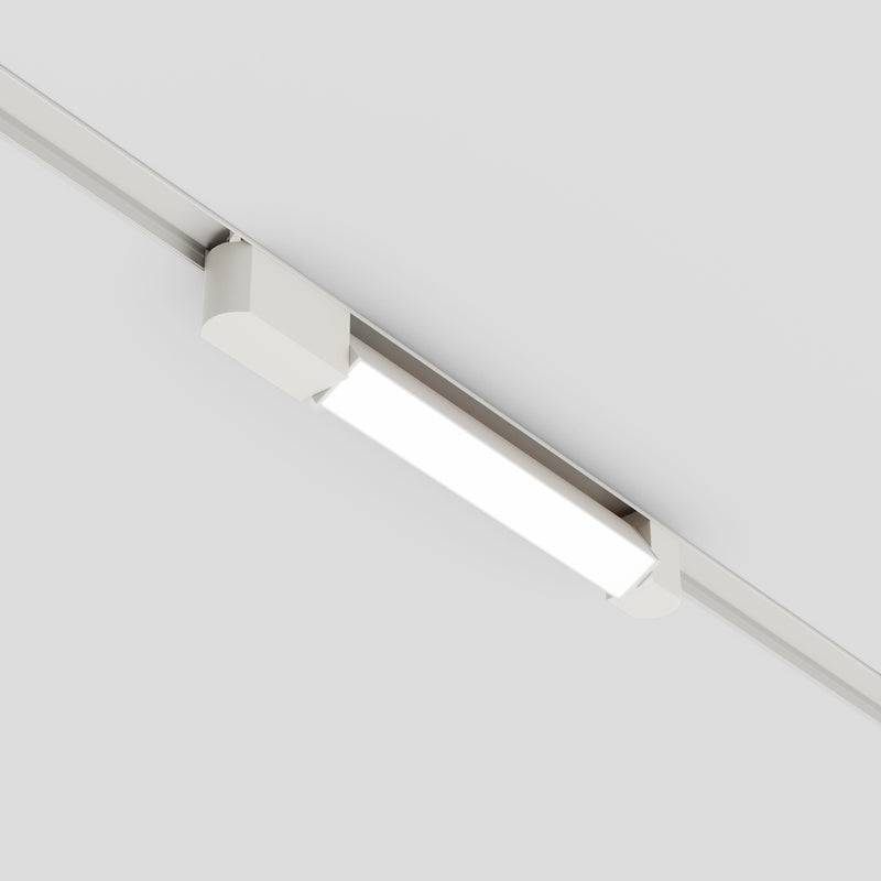Basis red, white spot