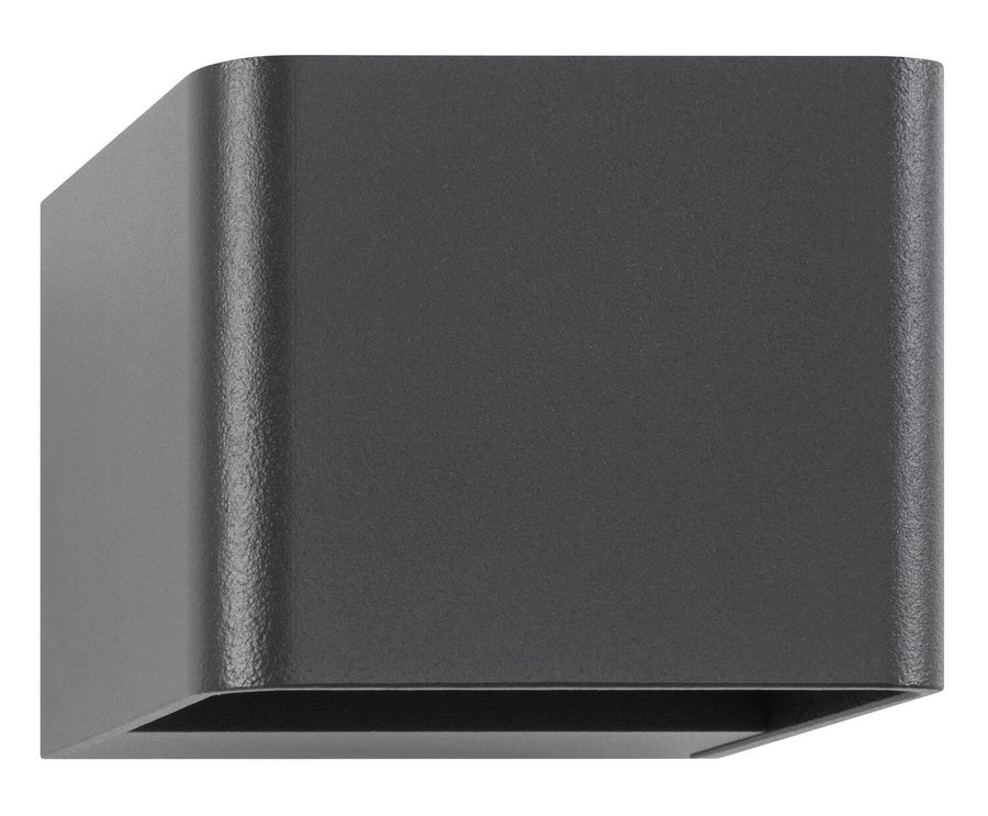 Produit seul sur fond blanc, applique murale cubique anthracite texturée, vue de trois quarts
