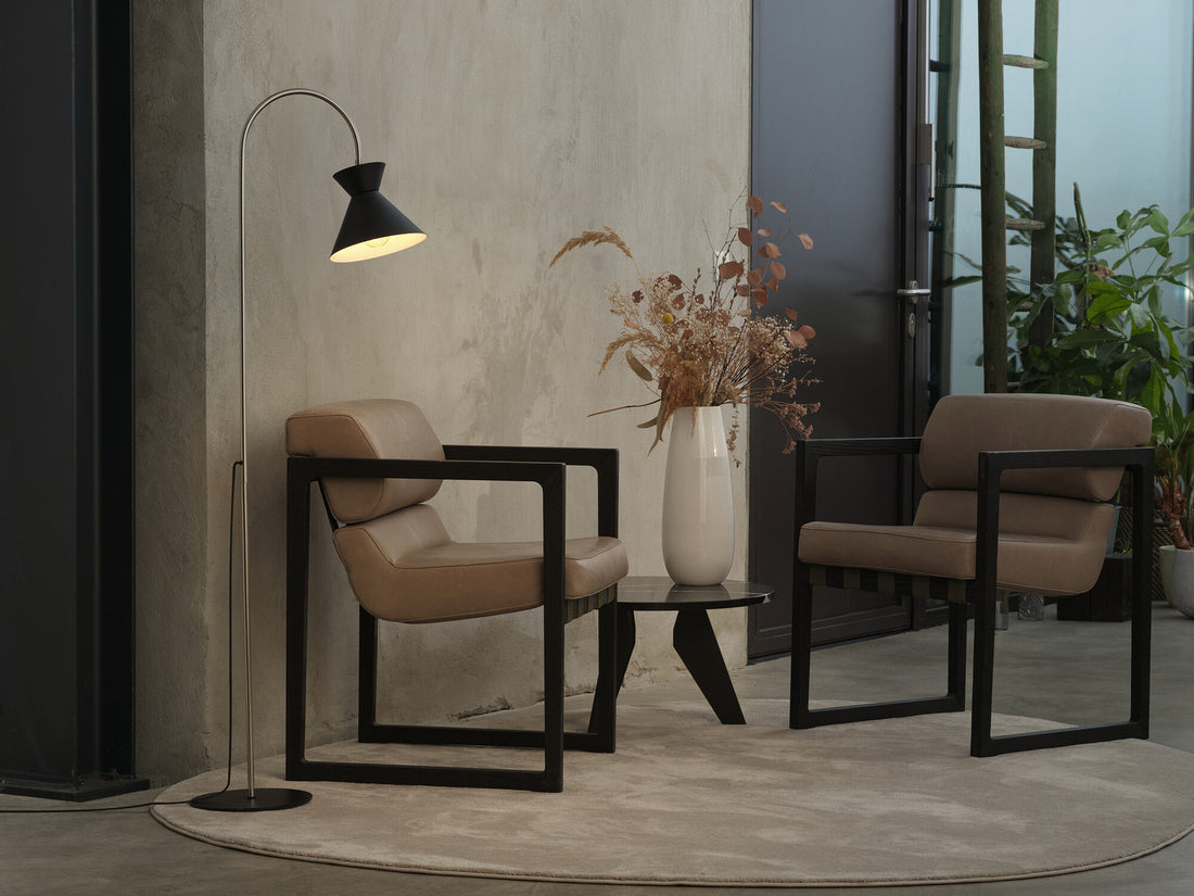 Lampadaire Waist noir