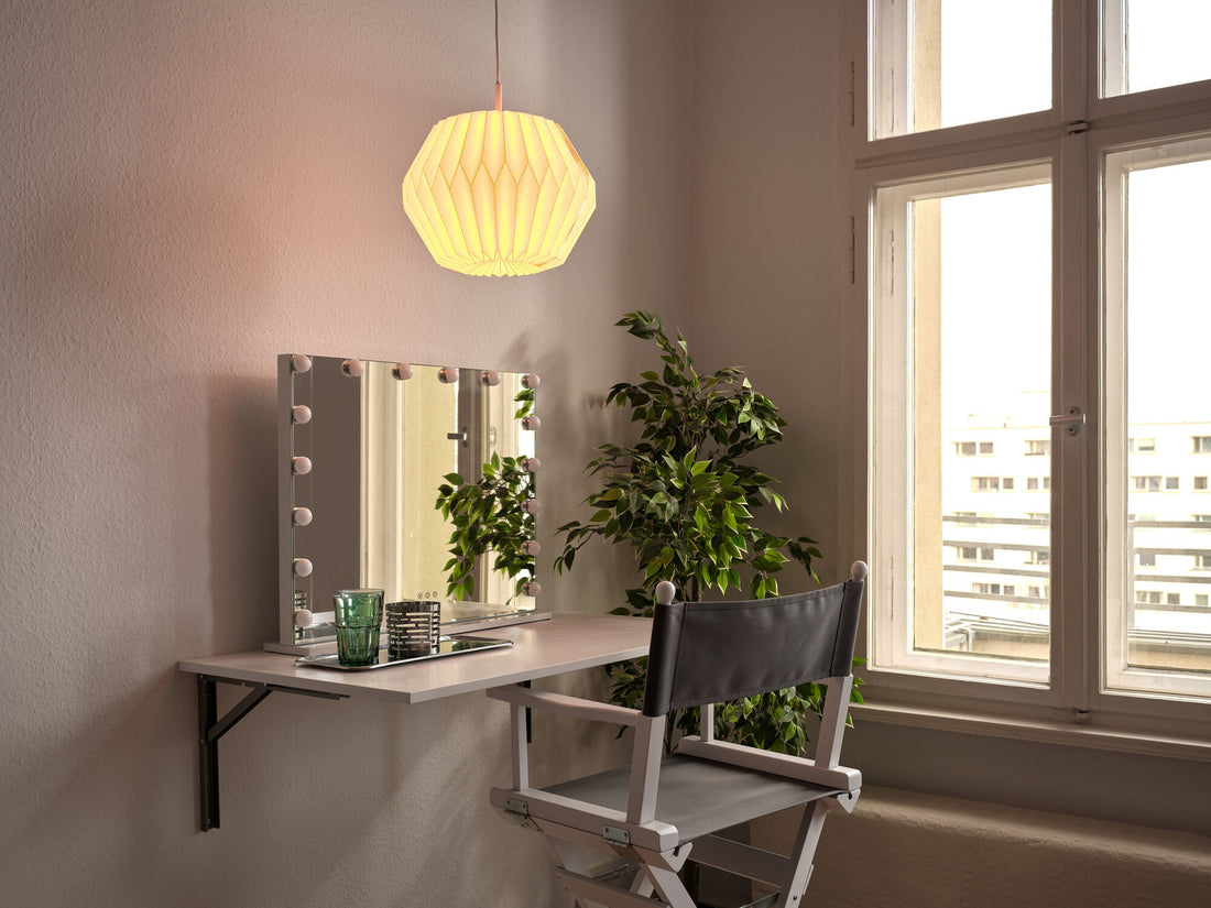 Suspension Paper Lantern Gem blanche
