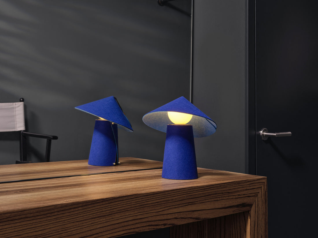 Lampe à poser Flip Mobile bleu