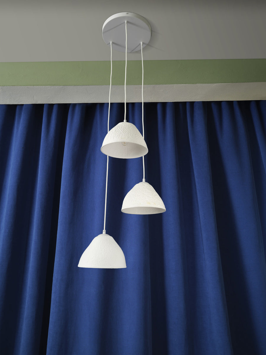 Suspension Camel Bell blanche, 3 lumières