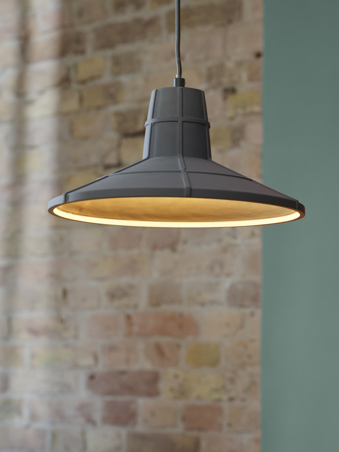Suspension luminaire | Concrete Sala