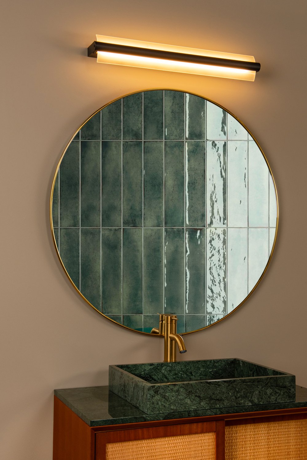 Applique murale Opal opale et noire, verre