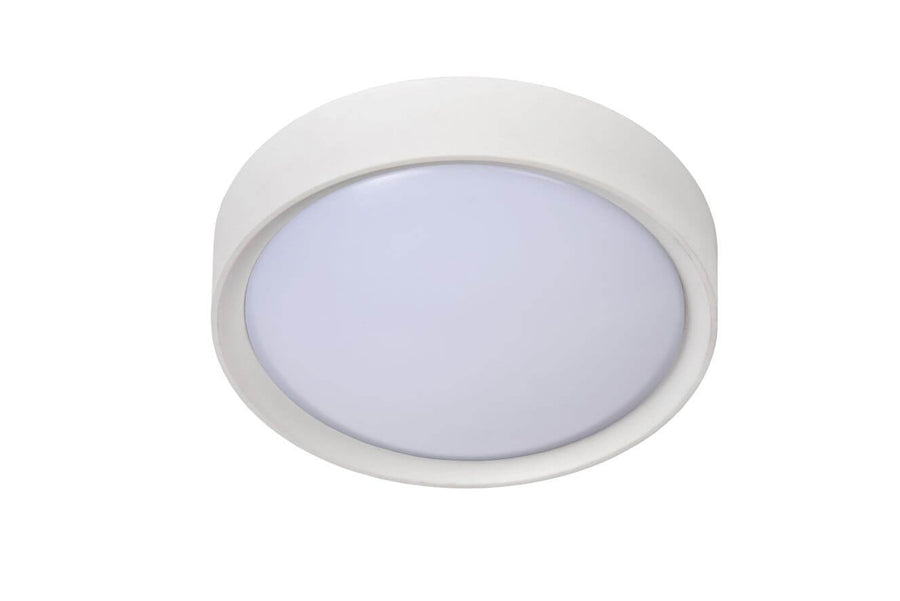 Vue de face du plafonnier blanc avec éclairage froid sur fond blanc