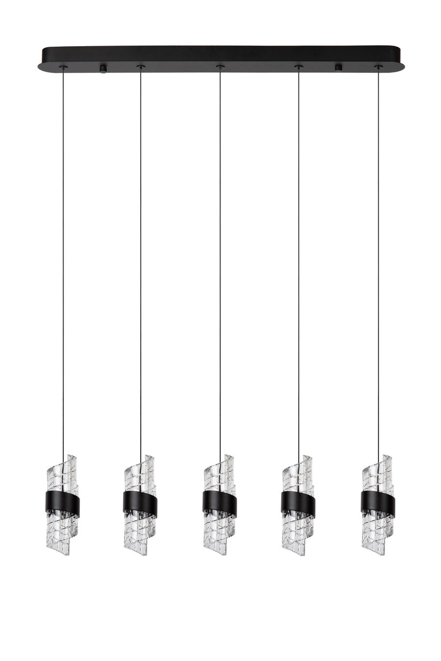 Vue d'ensemble du luminaire noir suspendu, avec cinq diffuseurs en verre et câbles fins.