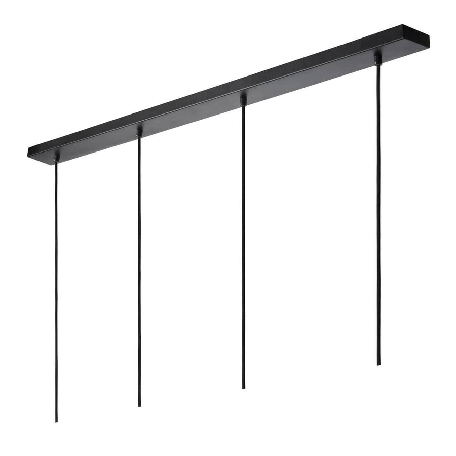 Détail de la barre de fixation rectangulaire noire et de ses quatre câbles
