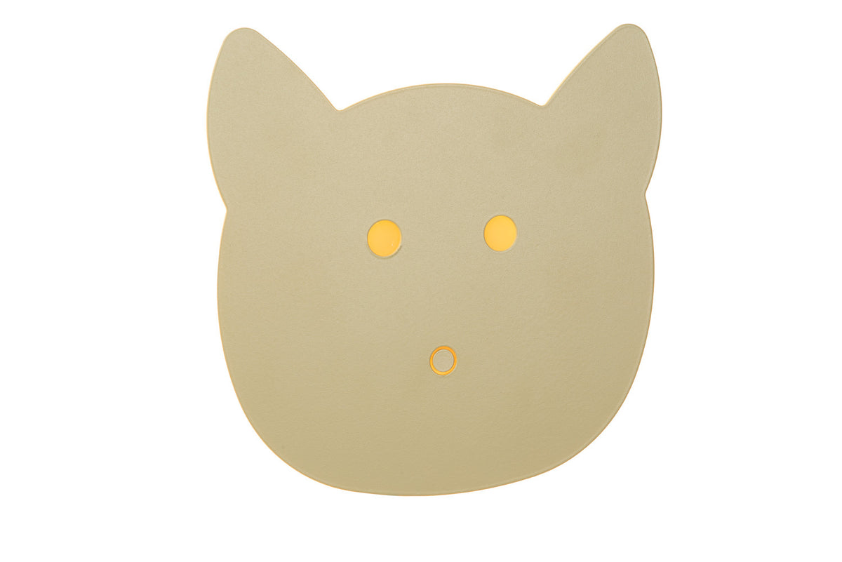 Produit allumé sur fond blanc, tête féline beige, yeux et bouche jaunes lumineux.