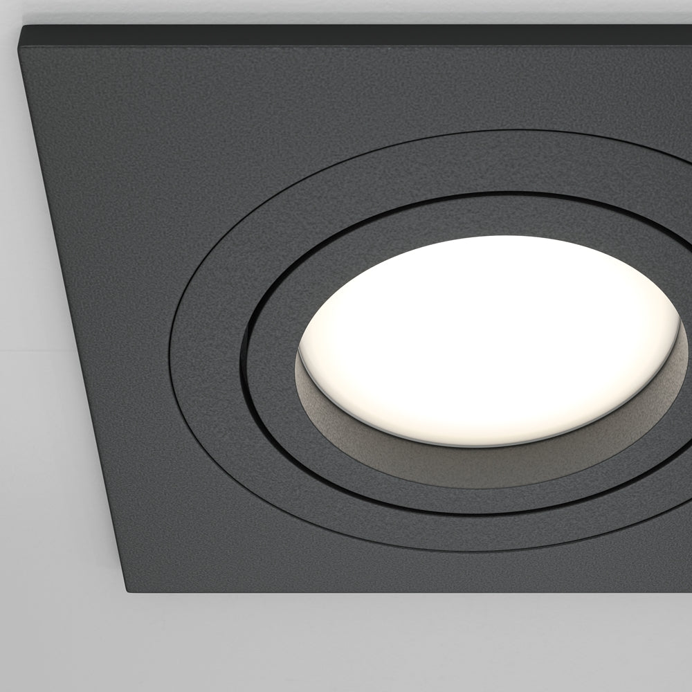 Atom black spotlight