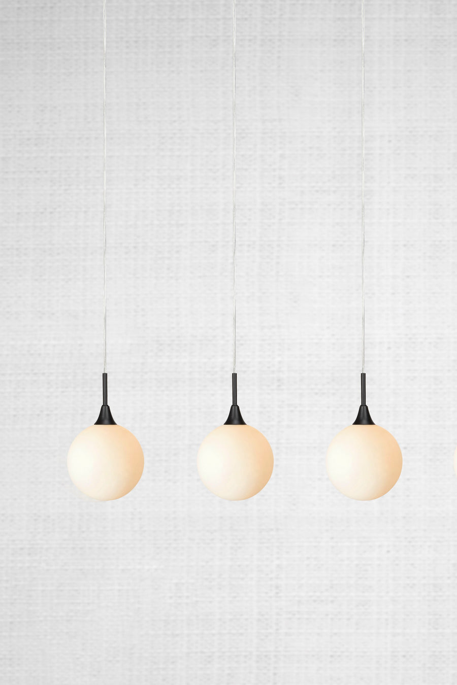 Suspension Quattro XL 4 lumières noire et verre blanc