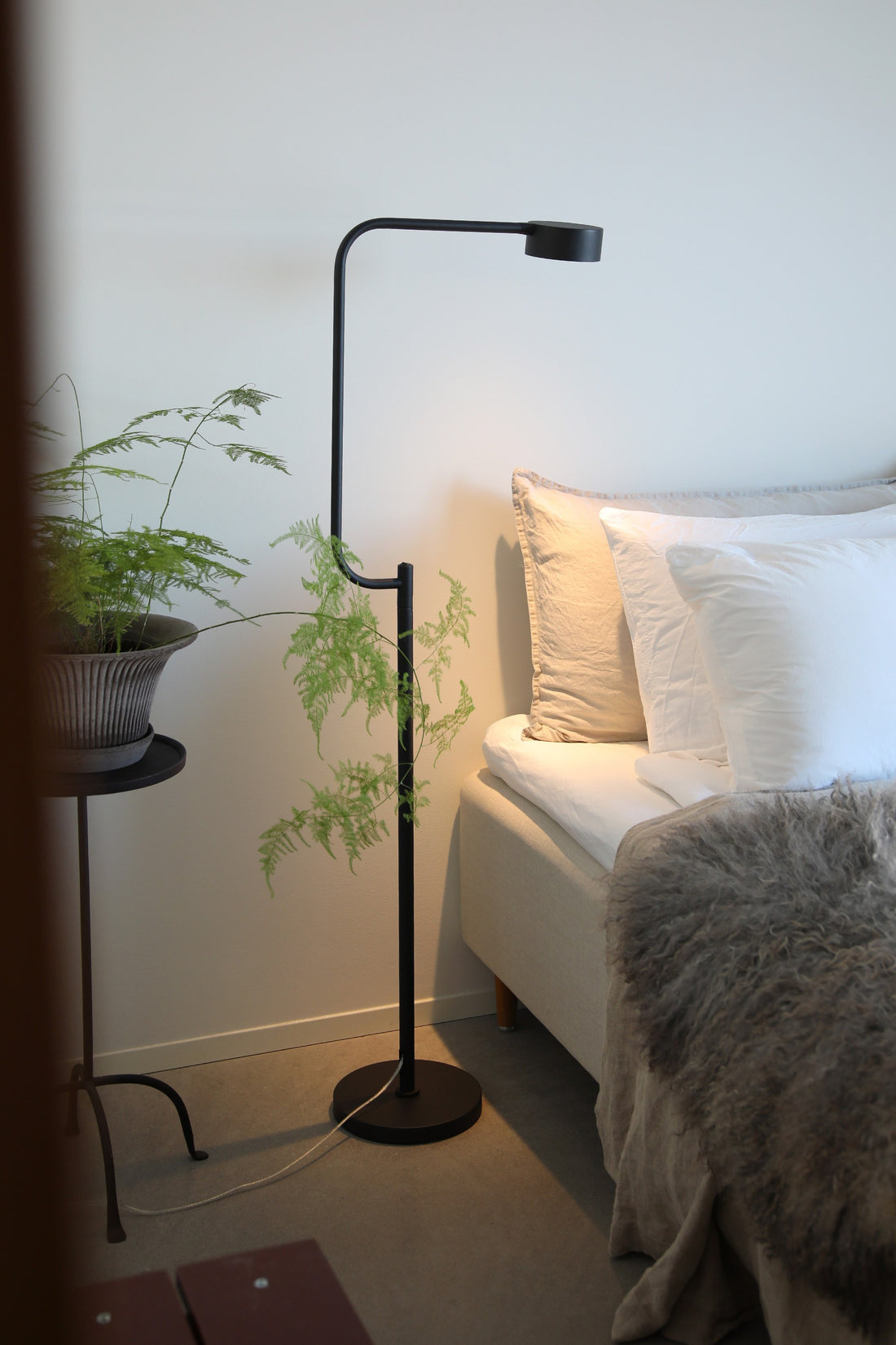 Lampadaire Hugo noir