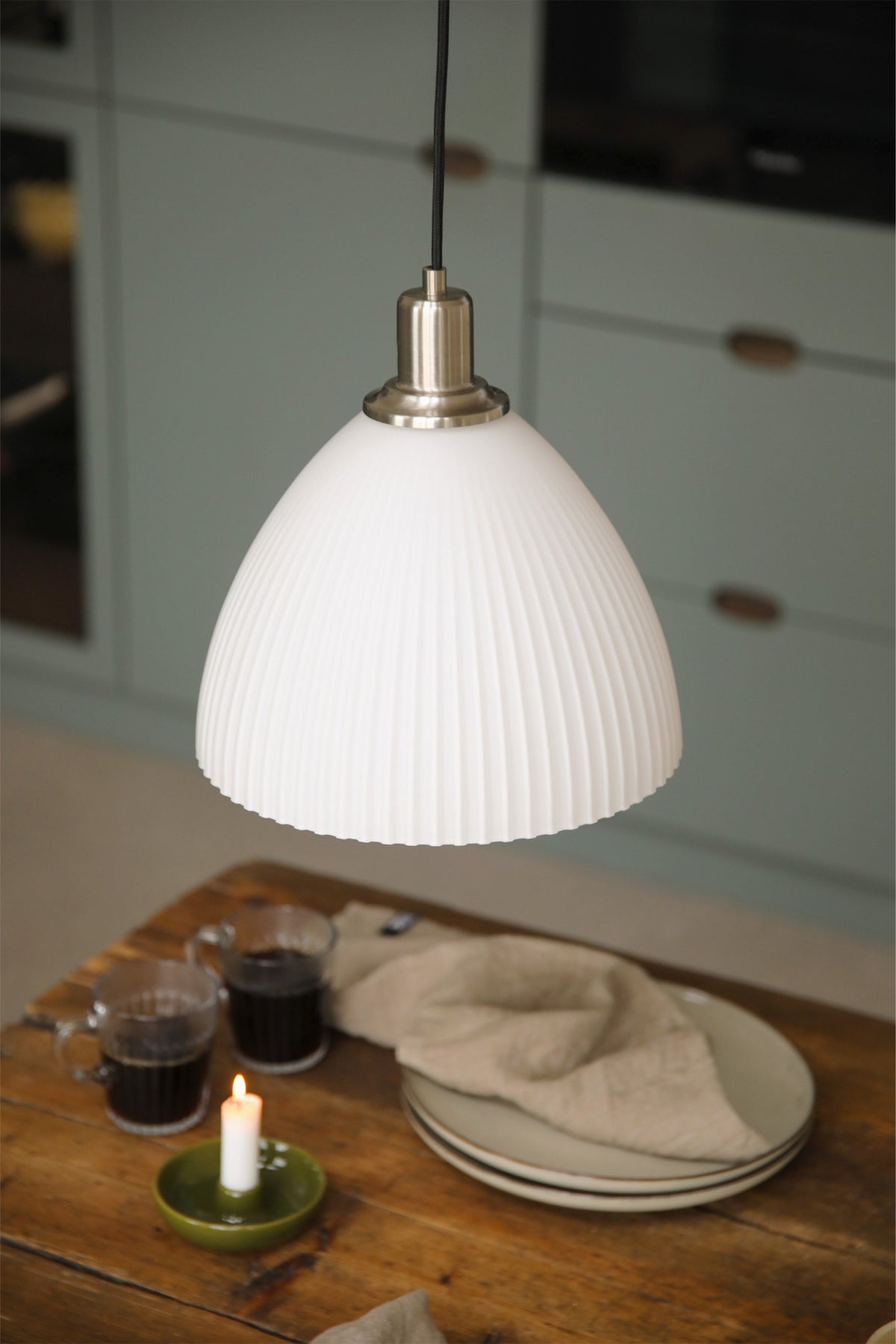 Suspension Ro en nickel satiné et verre blanc 27,5 cm