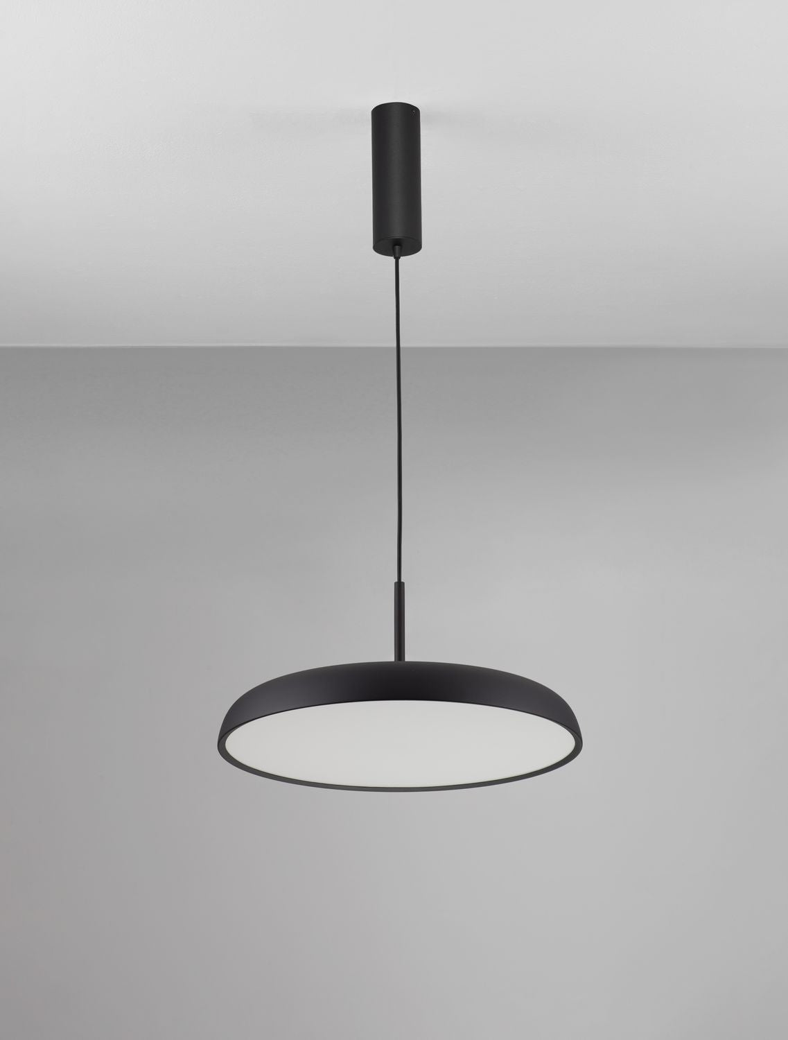 Suspension Linus noire