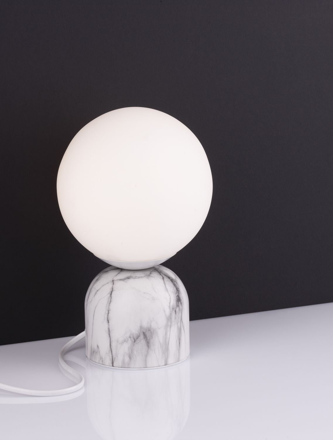 Lampe à poser Kenio blanche, verre